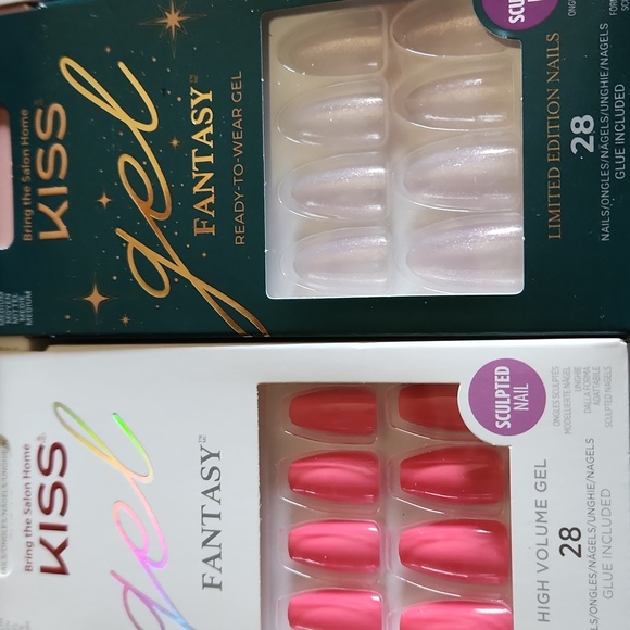** KISS ** Unopened KISS Press on nails - Picture 4 of 5